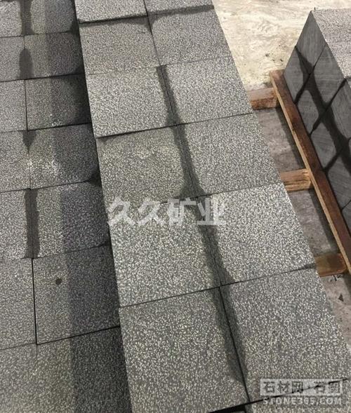 蒙古黑石材 花岗岩还是大理石？一文厘清产品分类与关键差异